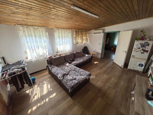Eladó családi ház, Debrecenben 38.9 M Ft, 3 szobás