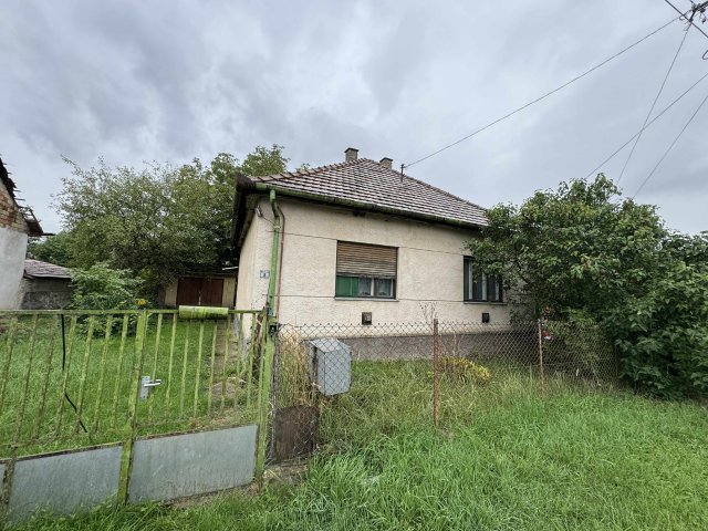 Eladó családi ház, Bátonyterenyén, Bartók Béla úton 15.2 M Ft