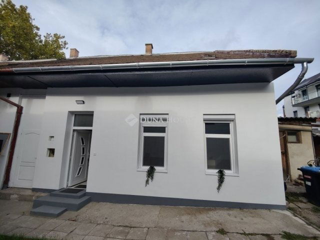 Eladó téglalakás, Budapesten, XIX. kerületben 53.9 M Ft