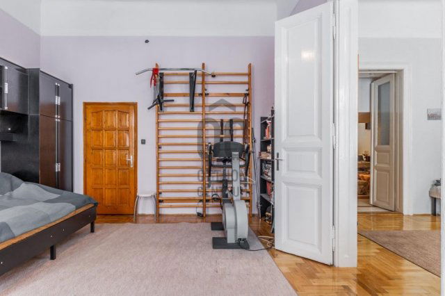 Eladó téglalakás, Budapesten, VI. kerületben 154.9 M Ft