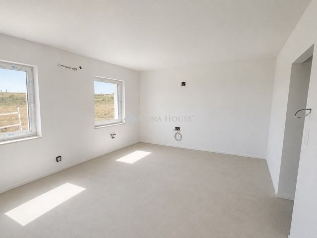 Eladó családi ház, Veszprémben 94.9 M Ft, 4 szobás