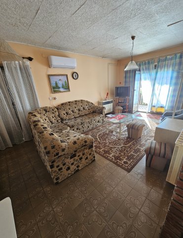 Eladó családi ház, Döbröközön 22.9 M Ft, 5 szobás