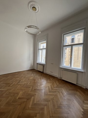 Kiadó téglalakás, albérlet, VI. kerületben, Hajós utcában