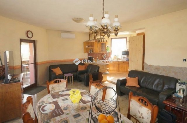 Eladó ikerház, Zalaszentivánon 54.99 M Ft, 5 szobás