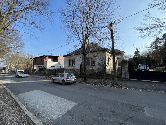 Kiadó iroda, Miskolcon, Budai József utcában 450 E Ft / hó