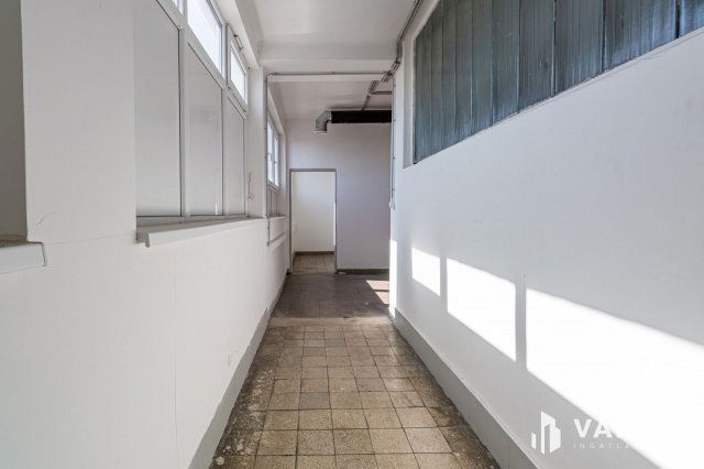 Kiadó ipari ingatlan, Budapesten, XXI. kerületben 135 E Ft / hó