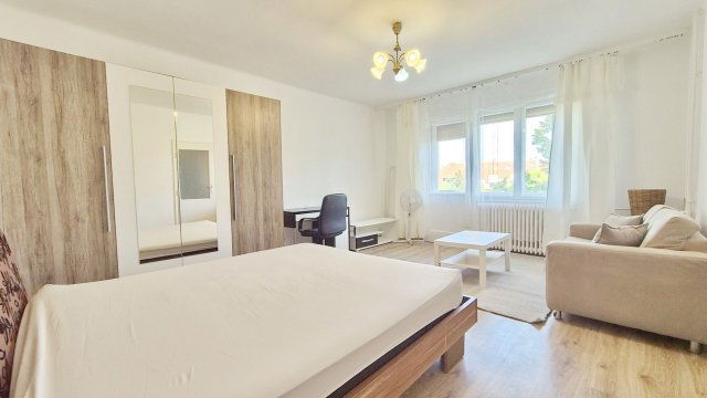 Kiadó téglalakás, albérlet, Debrecenben 215 E Ft / hó, 1 szobás