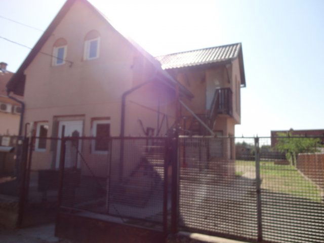 Eladó családi ház, Fóton 144 M Ft, 6 szobás