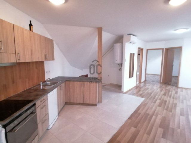 Kiadó téglalakás, albérlet, Kőszegen 175 E Ft / hó, 3 szobás