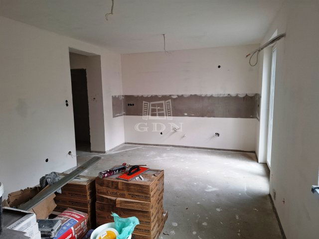 Eladó sorház, Szigetszentmártonban 69.9 M Ft, 4 szobás