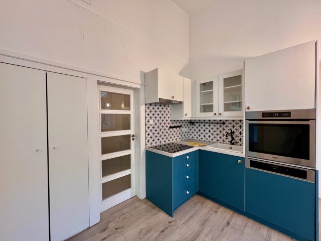 Eladó családi ház, Esztergomban 47.9 M Ft, 1+1 szobás