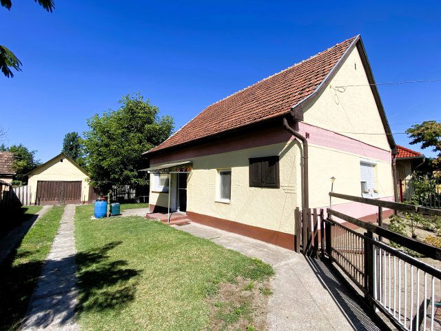 Eladó családi ház, Soltszentimrén 14.9 M Ft, 2 szobás