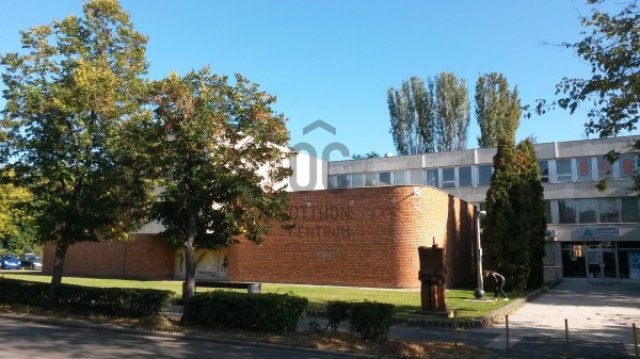 Eladó iroda, Kecskeméten 177.673 M Ft / költözzbe.hu