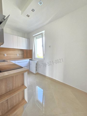 Eladó panellakás, Pécsett, Tildy Zoltán utcában 46.9 M Ft