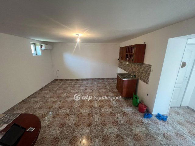 Eladó családi ház, Nagykátán 39.9 M Ft, 2 szobás