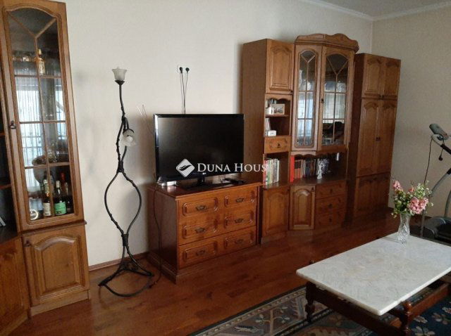 Eladó családi ház, Gyöngyösön 99.9 M Ft, 4 szobás