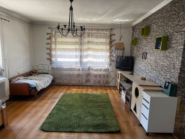 Eladó családi ház, Szabadszálláson 38.9 M Ft, 4 szobás