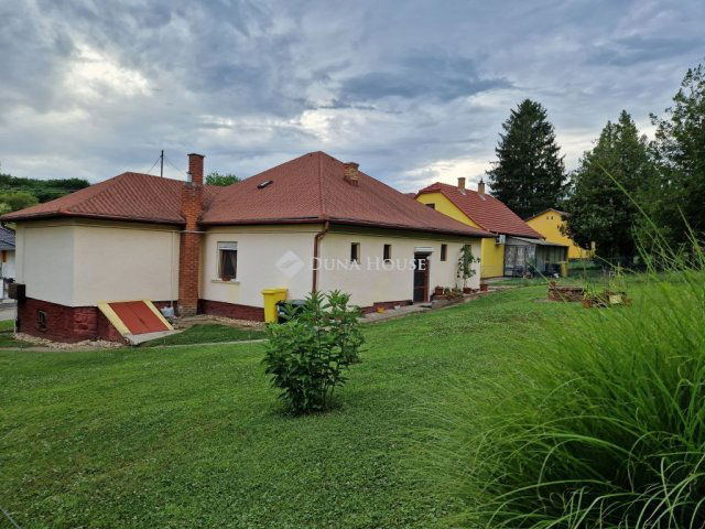 Eladó családi ház, Fonyódon 85.5 M Ft, 4 szobás
