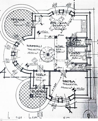 Eladó családi ház, Gyálon 179.9 M Ft, 6 szobás