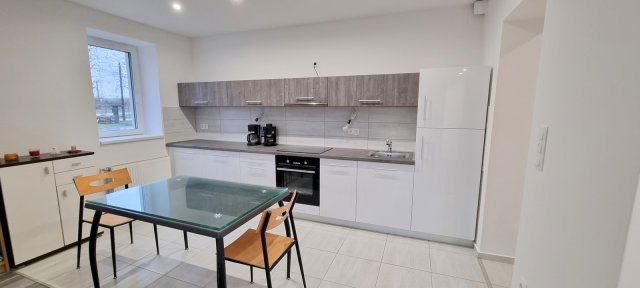 Eladó téglalakás, Bicskén 42 M Ft, 1 szobás