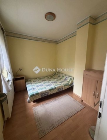 Eladó családi ház, Pécsváradon 64.9 M Ft, 4 szobás