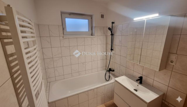 Eladó téglalakás, Budapesten, XIX. kerületben 84.9 M Ft