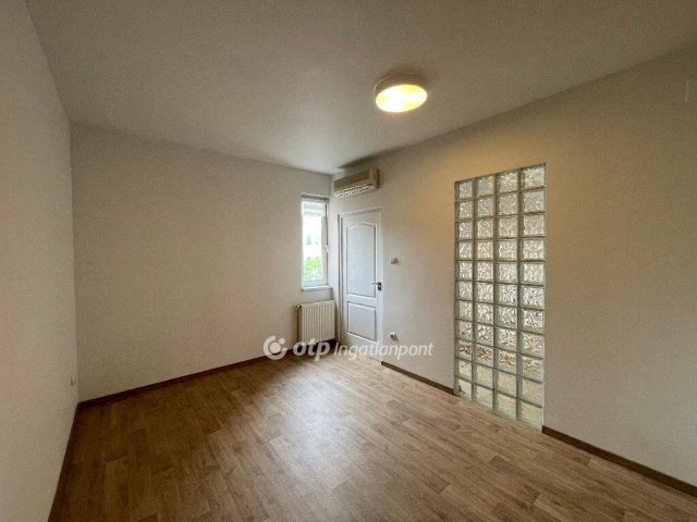 Eladó téglalakás, Budapesten, XI. kerületben 76 M Ft, 2 szobás
