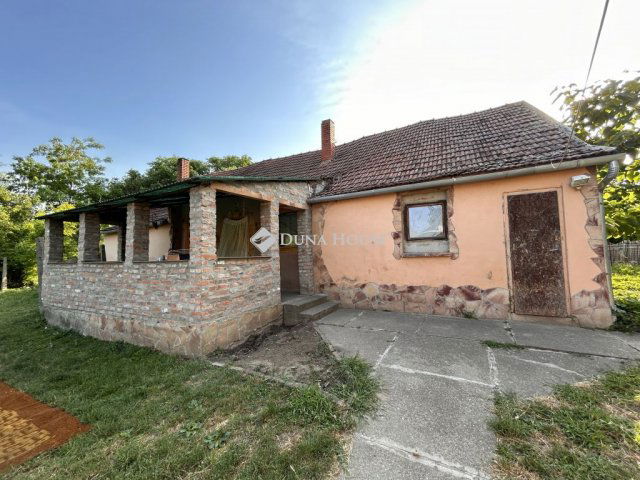 Eladó családi ház, Mátételken 6.6 M Ft, 3 szobás