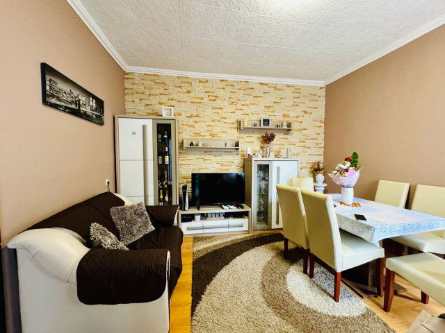 Eladó családi ház, Hangácson 14.49 M Ft, 2 szobás