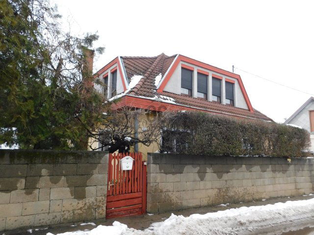 Eladó családi ház, Nagykátán 51.9 M Ft, 5 szobás