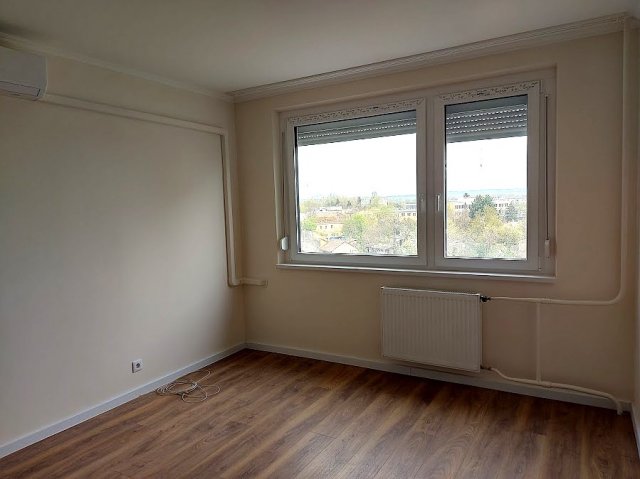 Kiadó panellakás, albérlet, Budapesten, XV. kerületben