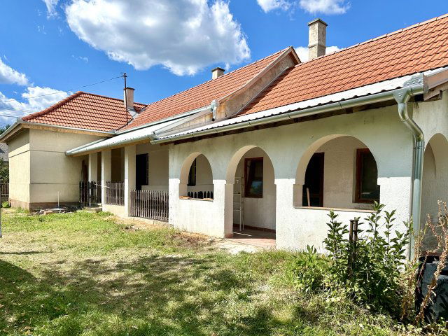 Eladó családi ház, Kisrákoson 36 M Ft, 2 szobás