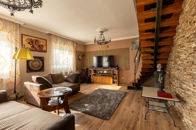 Eladó családi ház, Budapesten, XXI. kerületben 154.9 M Ft