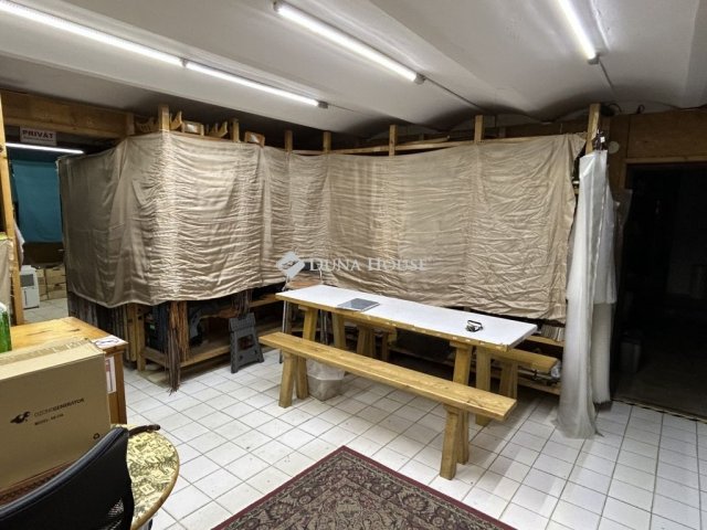 Eladó családi ház, Keszthelyen 112 M Ft, 4 szobás