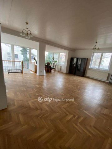 Eladó téglalakás, Budapesten, XI. kerületben 164.9 M Ft