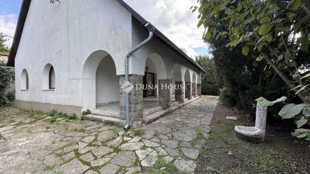 Eladó családi ház, Szentendrén 189 M Ft, 5 szobás