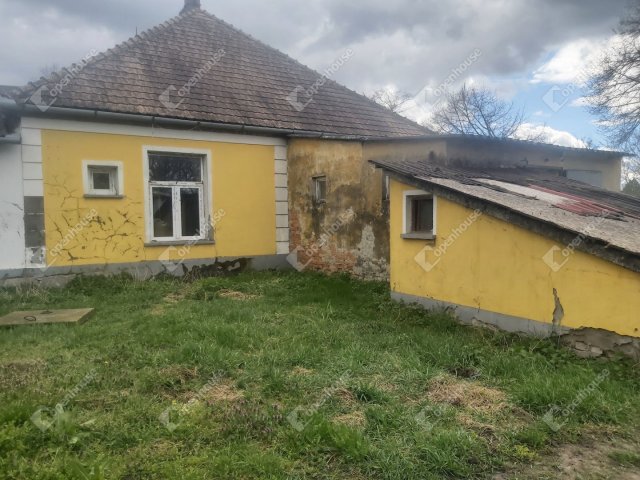 Eladó családi ház, Bőnyön 29 M Ft, 6 szobás