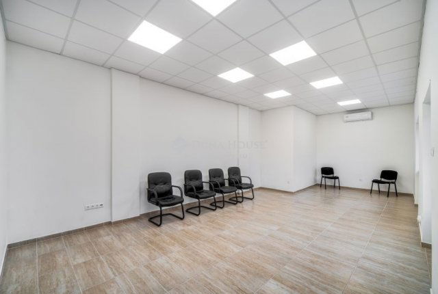 Eladó családi ház, Dunabogdányban 250 M Ft, 8 szobás