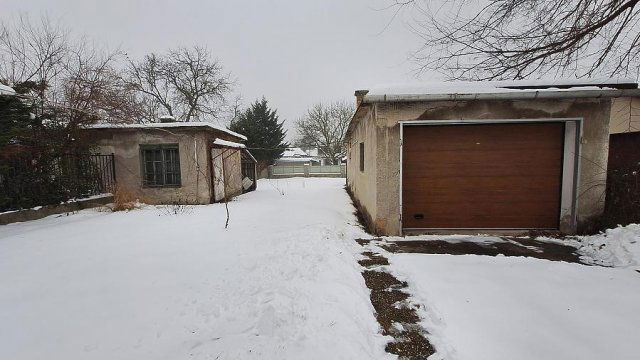 Eladó ikerház, Gödön 45 M Ft, 3+1 szobás / költözzbe.hu