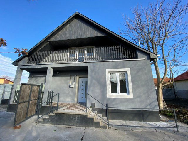 Eladó családi ház, Kiskunhalason 49 M Ft, 6 szobás