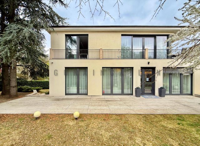 Kiadó családi ház, albérlet, Budapesten, XII. kerületben