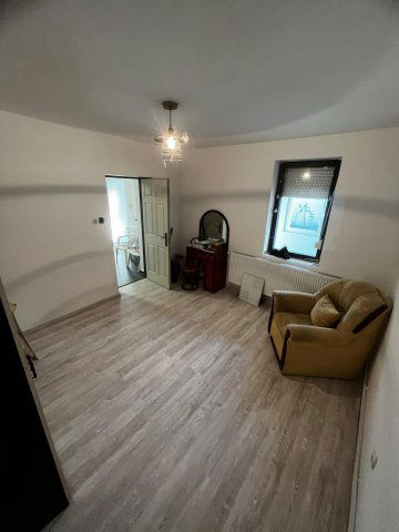 Eladó családi ház, Egerágon 31 M Ft, 2 szobás