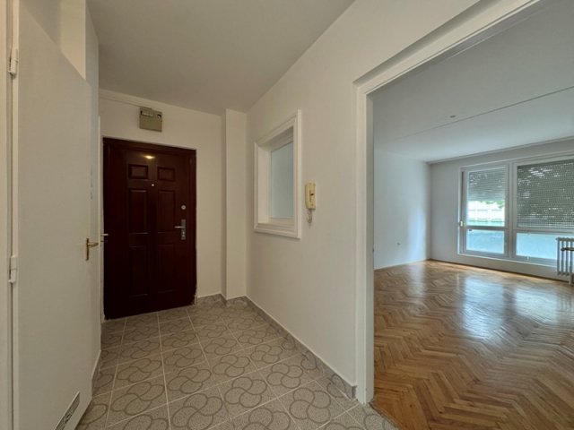 Eladó panellakás, Pécsett, Bajcsy-Zsilinszky utcában 58.9 M Ft