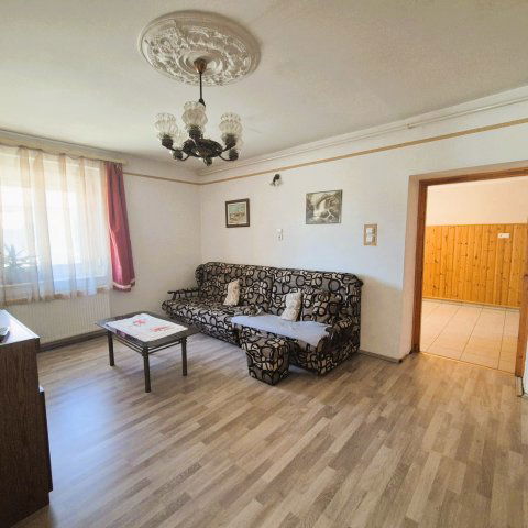 Eladó családi ház, Lakitelken 54.9 M Ft, 5 szobás