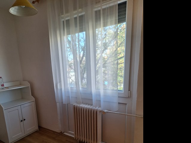 Eladó panellakás, Székesfehérvárott 41.9 M Ft, 1+1 szobás