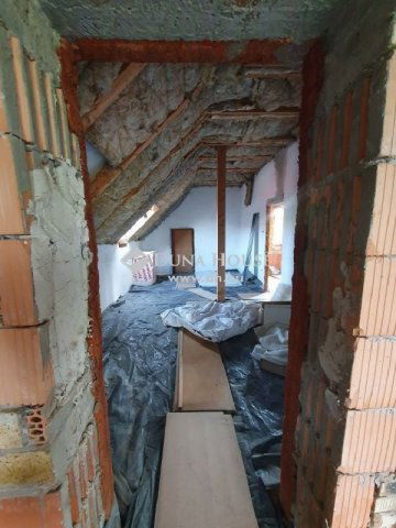 Eladó családi ház, Veresegyházon 149.9 M Ft, 2 szobás