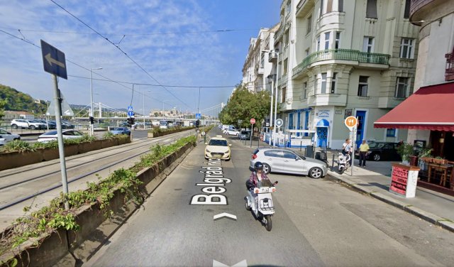 Kiadó üzlethelyiség, Budapesten, V. kerületben 635 E Ft / hó