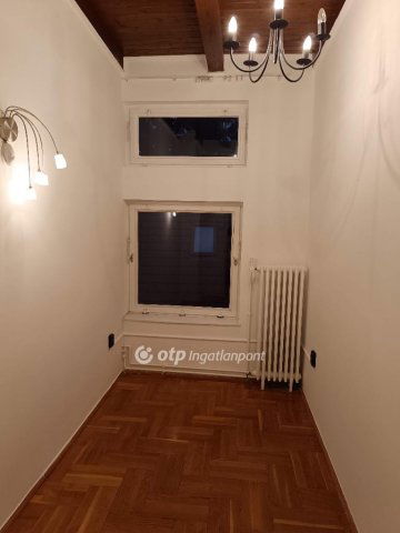 Eladó téglalakás, Solymáron 123 M Ft, 1+4 szobás