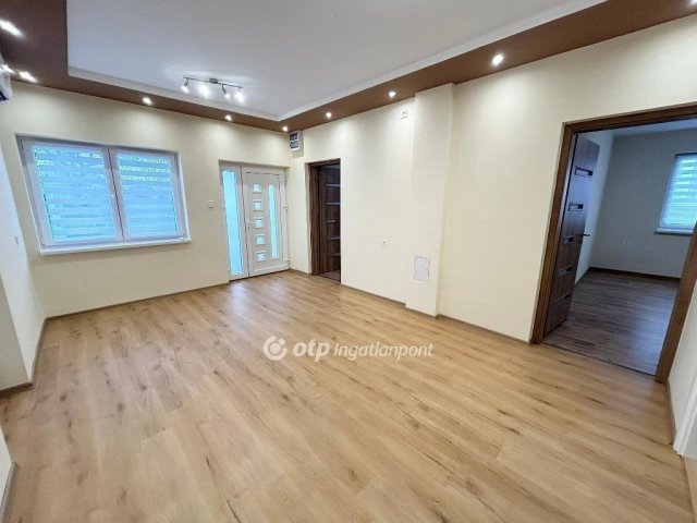 Eladó családi ház, Nyírbogdányon 44.9 M Ft, 2 szobás