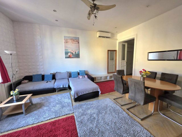 Kiadó téglalakás, albérlet, VII. kerületben, Dohány utcában